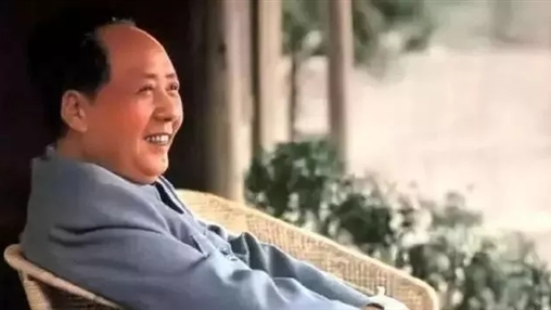 紀念毛澤東同志誕辰126周年！致敬一代偉人！